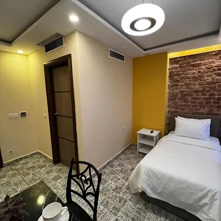 The Red Tent Loft Apartmanhotel