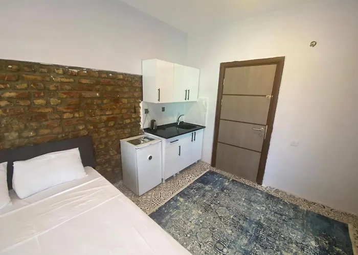 The Red Tent Loft Apartahotel