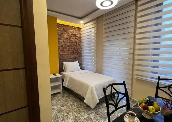 The Red Tent Loft 2*