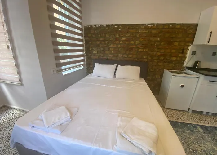 The Red Tent Loft Apartahotel